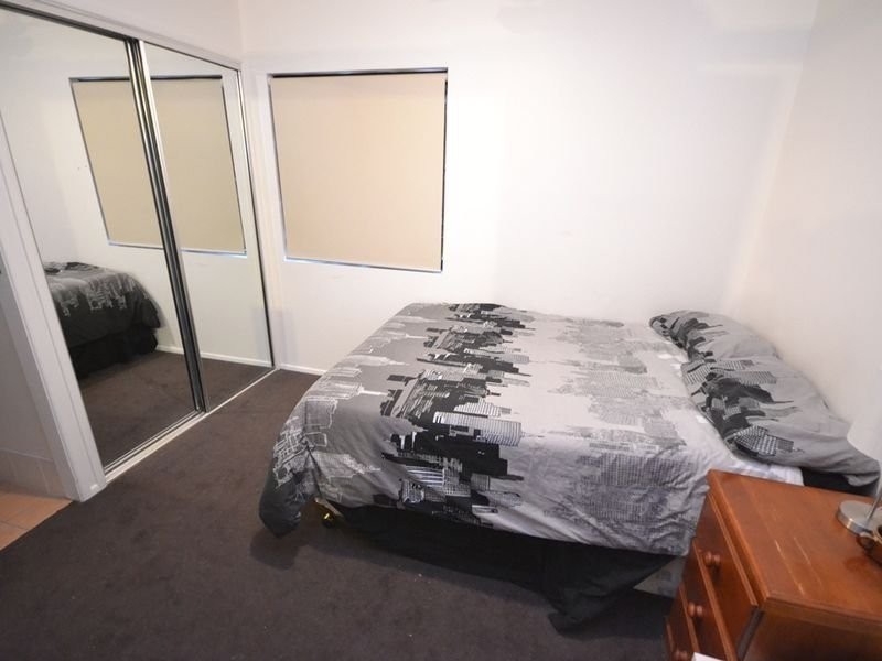 10/84  Lytton Rd, East Brisbane QLD 4169