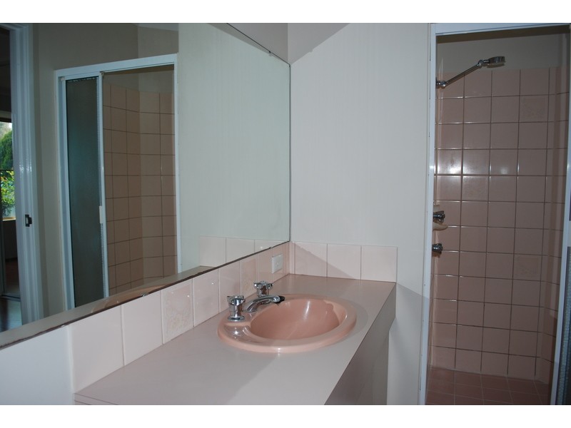 3 Jennifer Place, Alexander Heights WA 6064