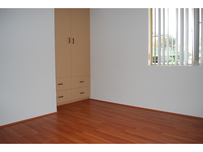 3 Jennifer Place, Alexander Heights WA 6064