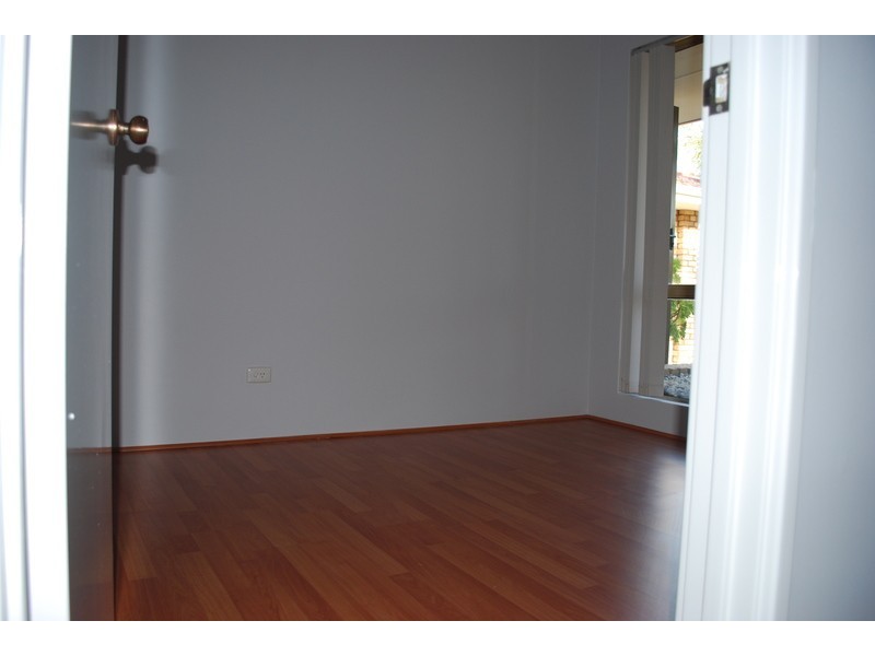 3 Jennifer Place, Alexander Heights WA 6064