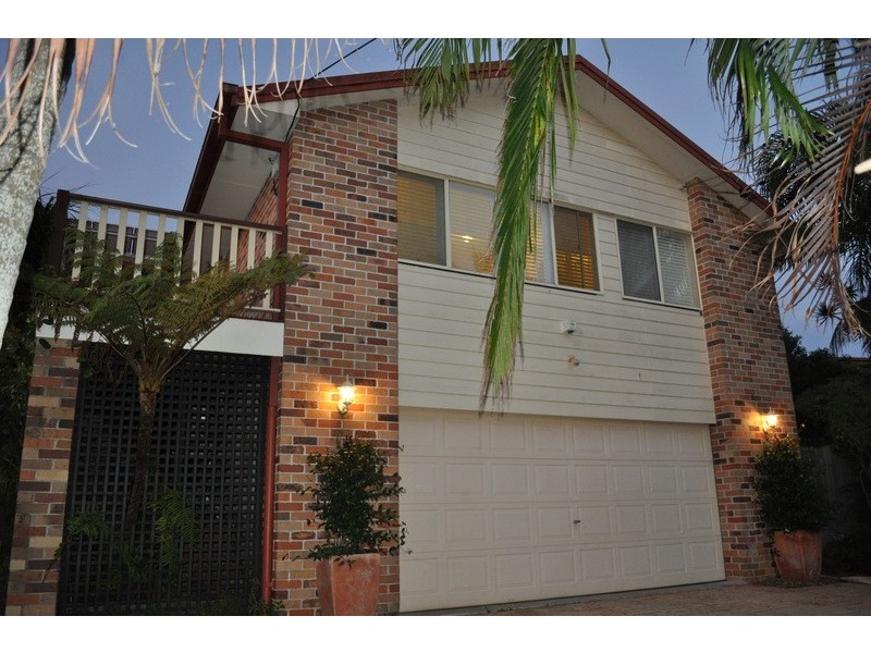 11 Beacon Drive, Cornubia QLD 4130