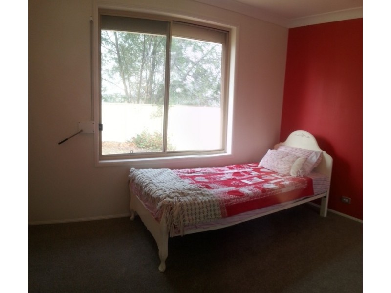 21  Pardalote Place, Glenmore Park NSW 2745