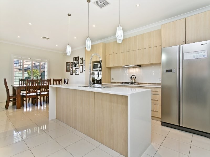 20 Dutton Ave, Mawson Lakes SA 5095