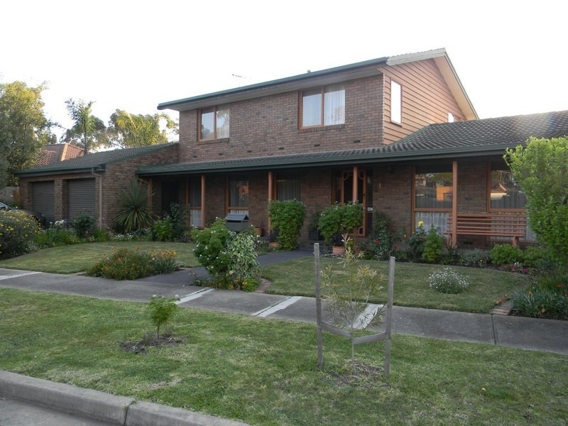1 Armiston Grove, Altona Meadows VIC 3028