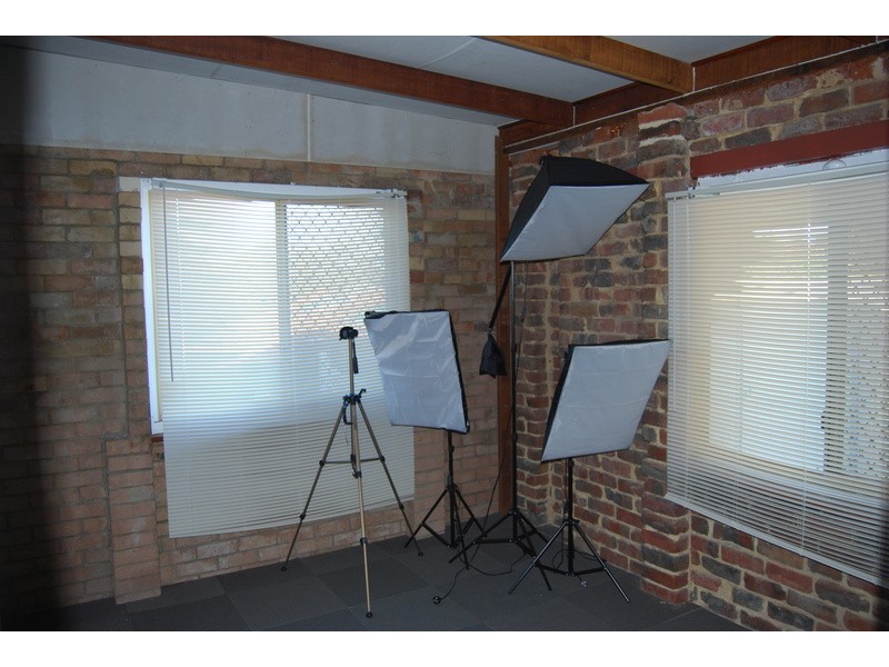 13 Barron Way, Orelia WA 6167