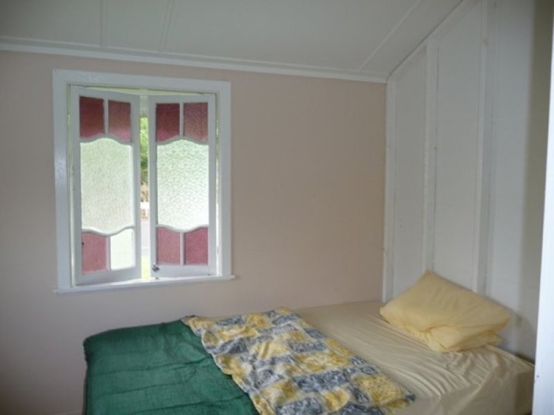 27 McQuillen St, Tully QLD 4854