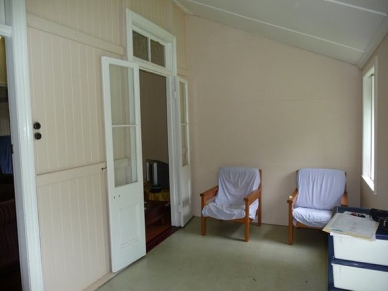 27 McQuillen St, Tully QLD 4854