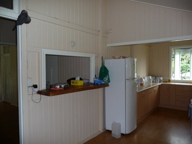 27 McQuillen St, Tully QLD 4854