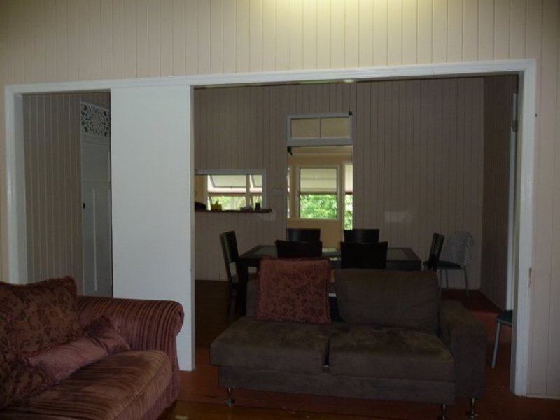 27 McQuillen St, Tully QLD 4854