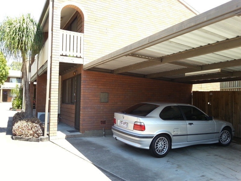 1/19 Clifton St, Booval QLD 4304