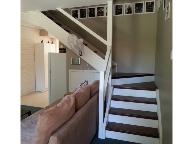 1/19 Clifton St, Booval QLD 4304