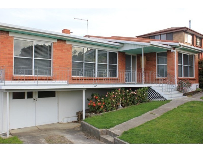 17 Malunga Street, Kings Meadows TAS 7249