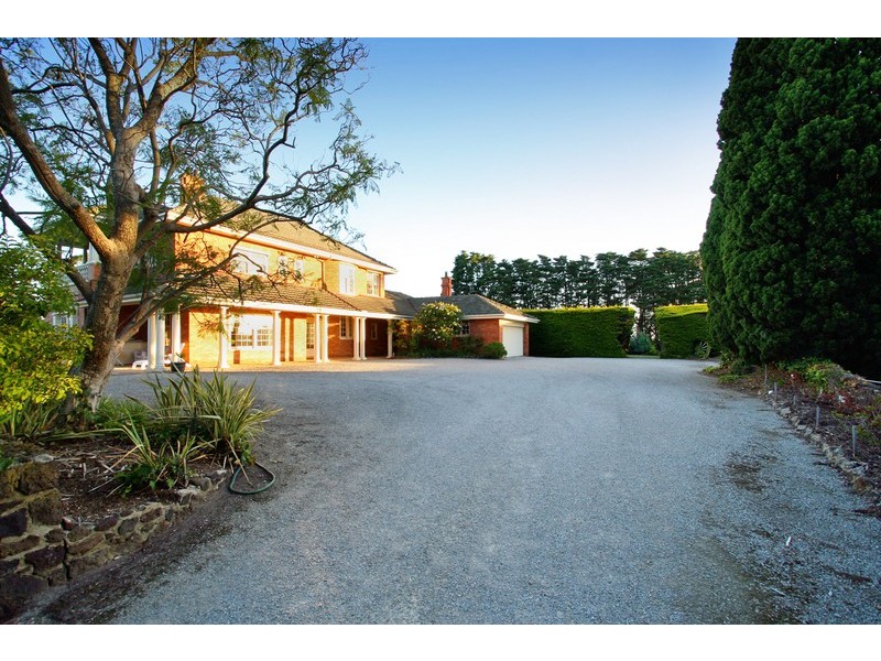 140 Bonds Rd, Templestowe VIC 3106