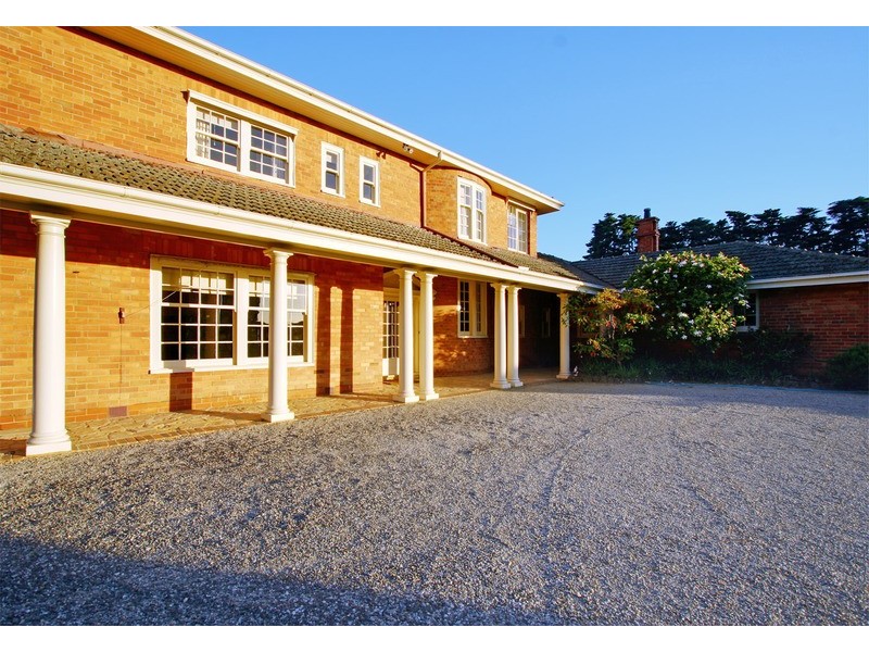 140 Bonds Rd, Templestowe VIC 3106