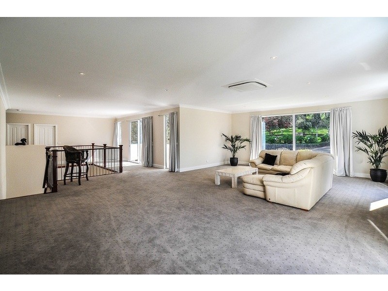 29 One Tree Hill Rd, Ferny Creek VIC 3786