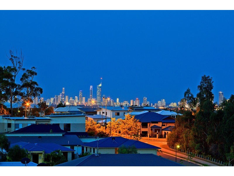 4 Koolang Crescent, Reedy Creek QLD 4227