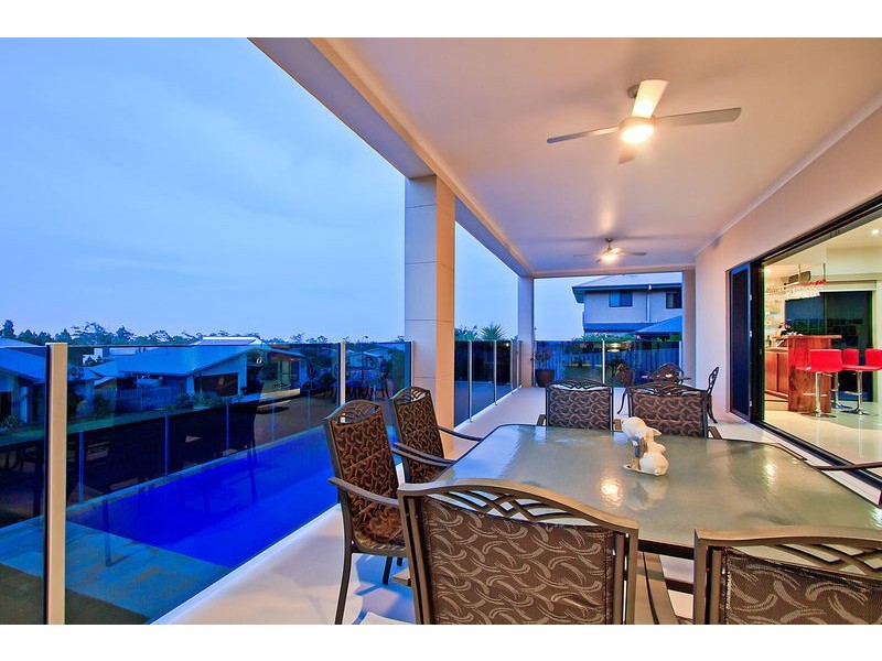 4 Koolang Crescent, Reedy Creek QLD 4227