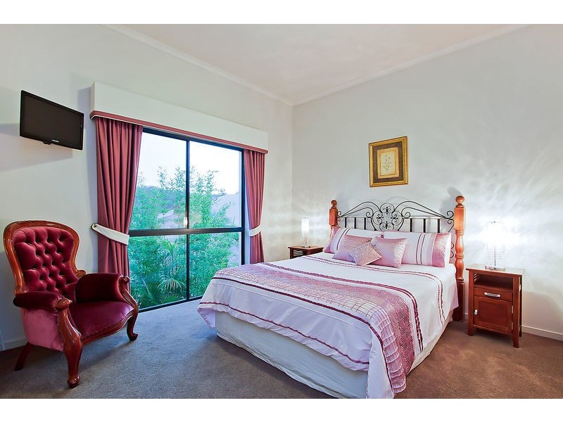 4 Koolang Crescent, Reedy Creek QLD 4227