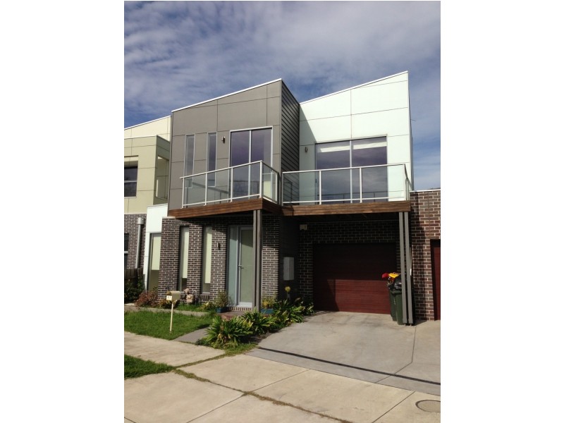 67  Stenhouse Avenue, Brooklyn VIC 3012