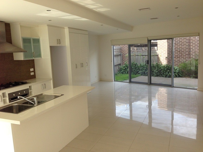 67  Stenhouse Avenue, Brooklyn VIC 3012