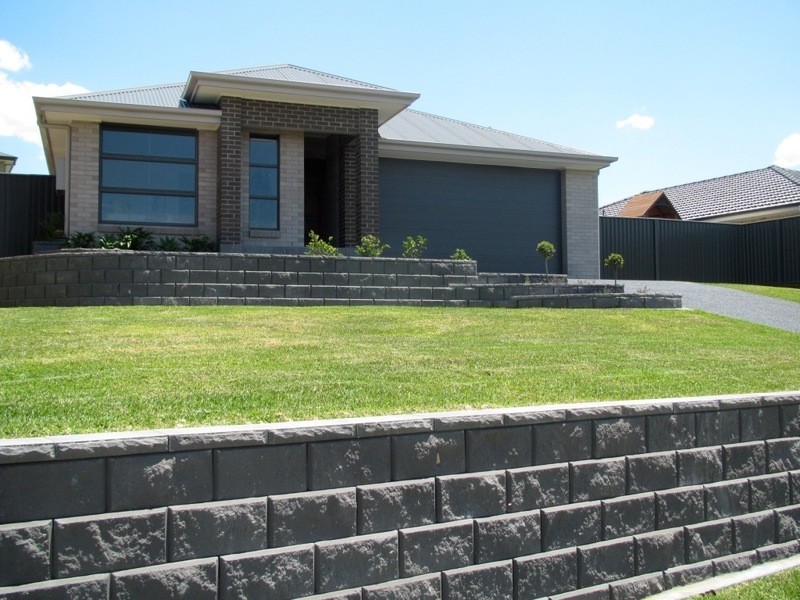 147 Northlakes Drive, Cameron Park NSW 2285