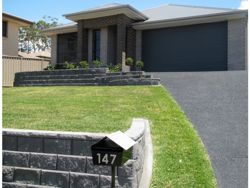 147 Northlakes Drive, Cameron Park NSW 2285