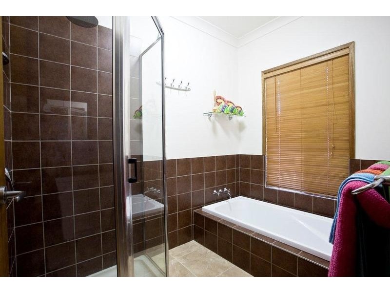 17 Country Road, Cannonvale QLD 4802