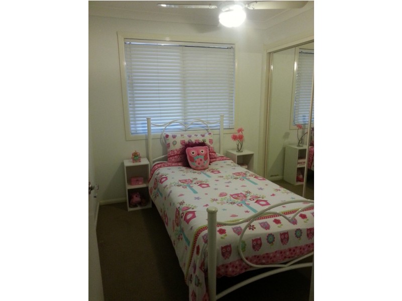 100 Highbury Dr, Redbank Plains QLD 4301