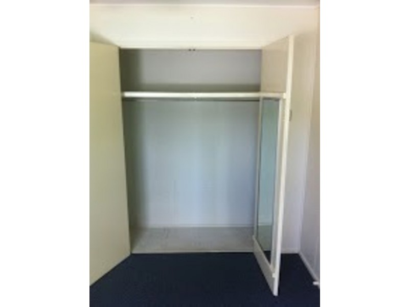 8 Odette St, Leichhardt QLD 4305