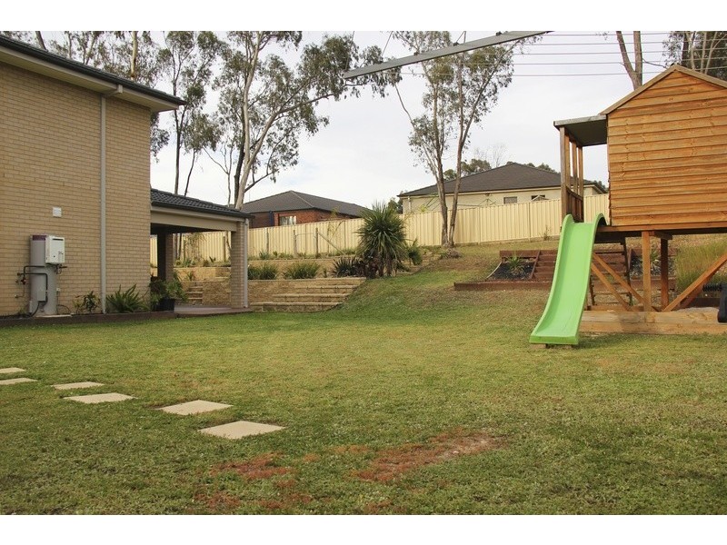 5 Saddle Court, Maiden Gully VIC 3551