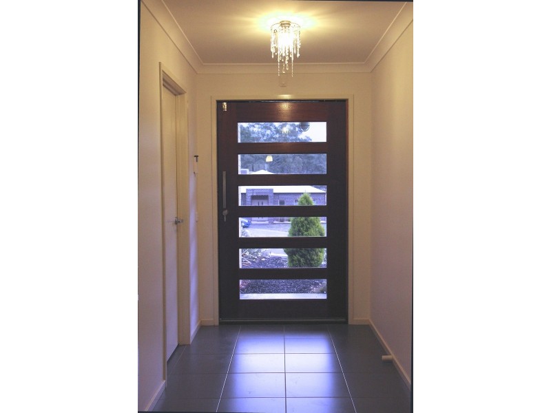 5 Saddle Court, Maiden Gully VIC 3551