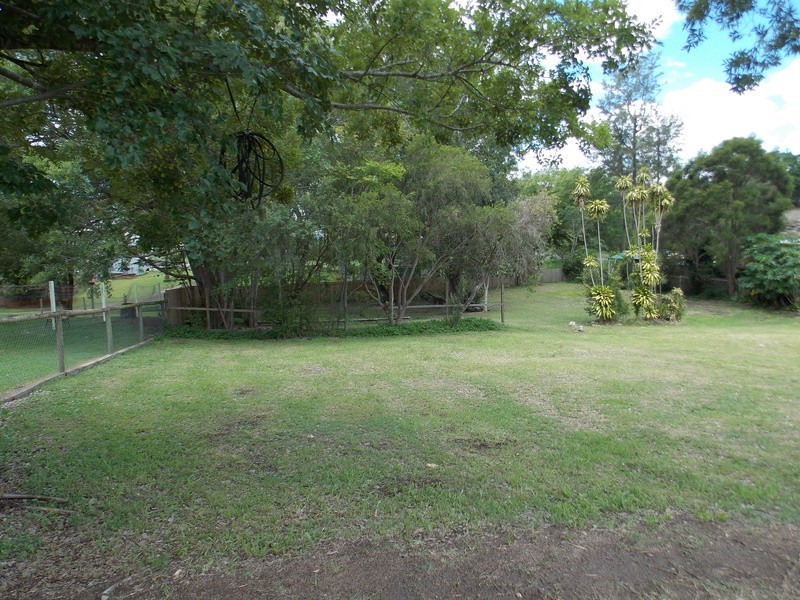 27 North Street, North Ipswich QLD 4305