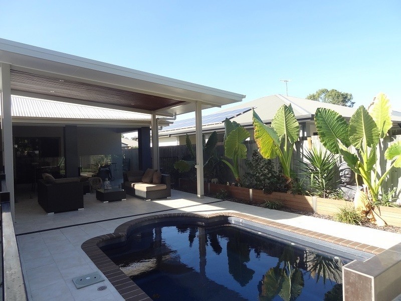 2 Corymbia Court, Andergrove QLD 4740