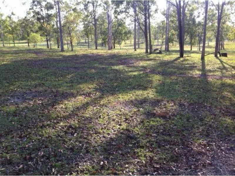 1010  Roundhill Rd, Captain Creek QLD 4677