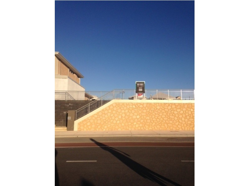 52 Orsino Boulevard, North Coogee WA 6163