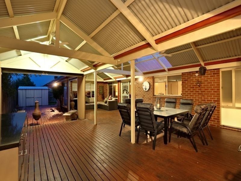 4 Ellen Road, Narre Warren South VIC 3805