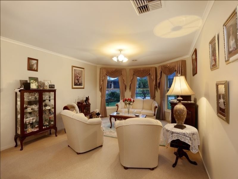 4 Ellen Road, Narre Warren South VIC 3805