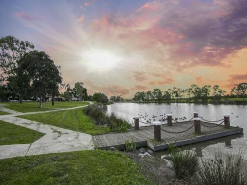 4 Ellen Road, Narre Warren South VIC 3805