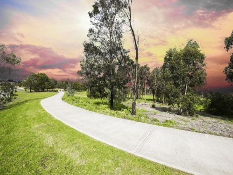 4 Ellen Road, Narre Warren South VIC 3805