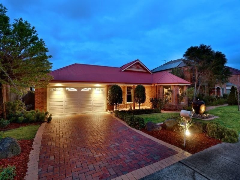 4 Ellen Road, Narre Warren South VIC 3805