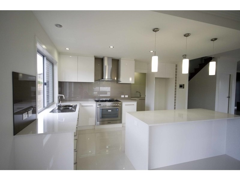 14 Baxton Place, Shailer Park QLD 4128