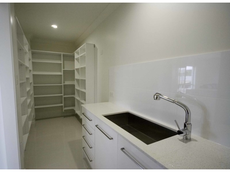 14 Baxton Place, Shailer Park QLD 4128