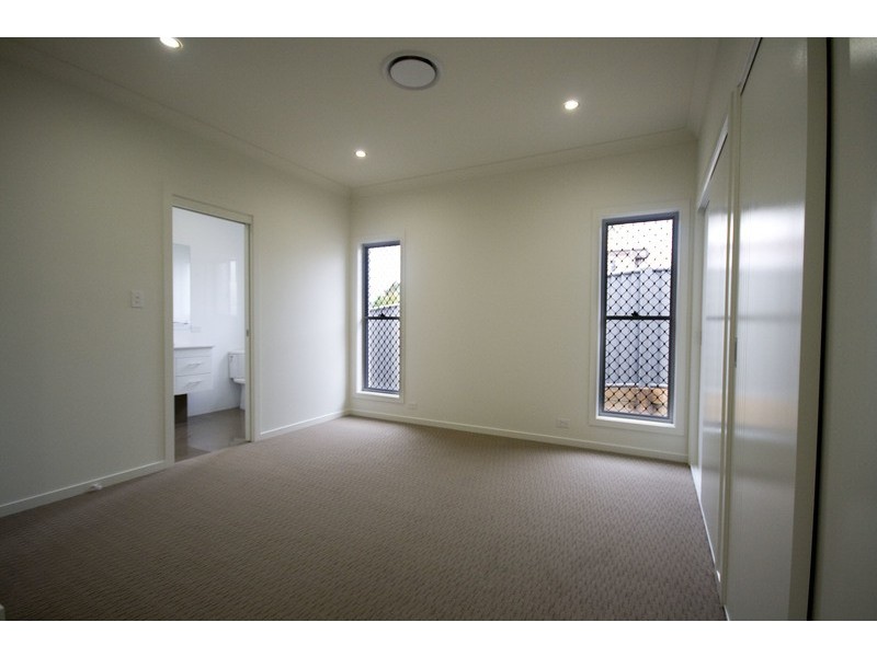 14 Baxton Place, Shailer Park QLD 4128