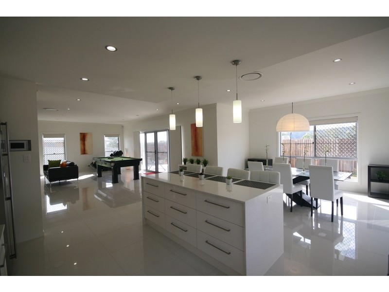 14 Baxton Place, Shailer Park QLD 4128