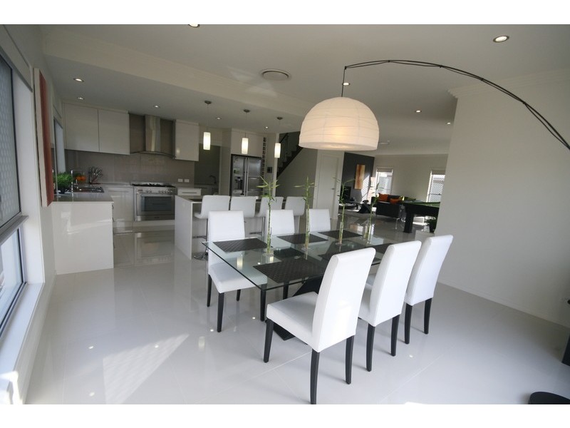 14 Baxton Place, Shailer Park QLD 4128