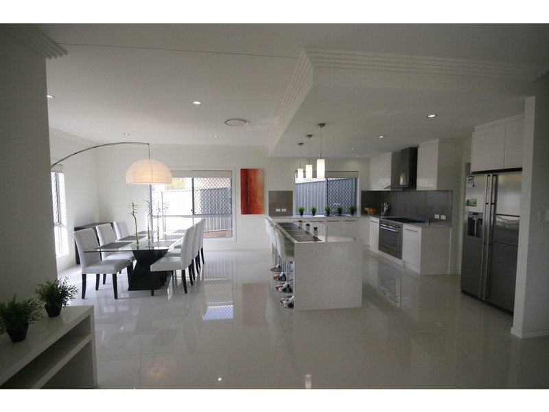 14 Baxton Place, Shailer Park QLD 4128