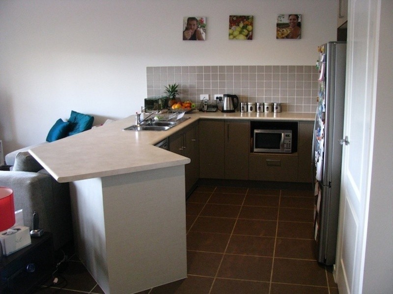 1/12 Diamantina Circuit, Pacific Pines QLD 4211