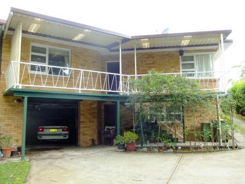 16 Bay View Avenue, East Gosford NSW 2250