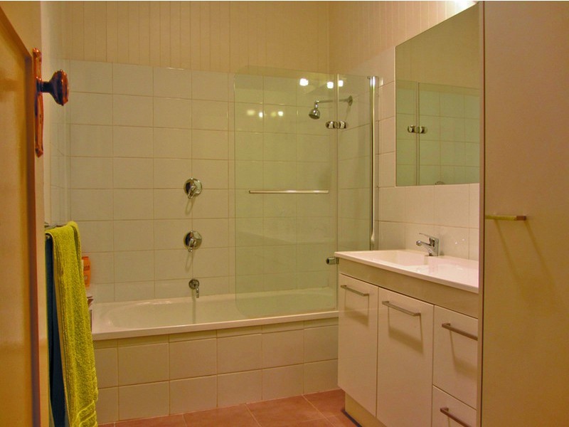 East Geelong VIC 3219