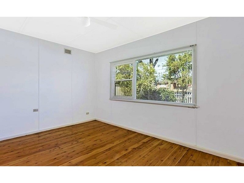 62  Dampier Bvld, Killarney Vale NSW 2261